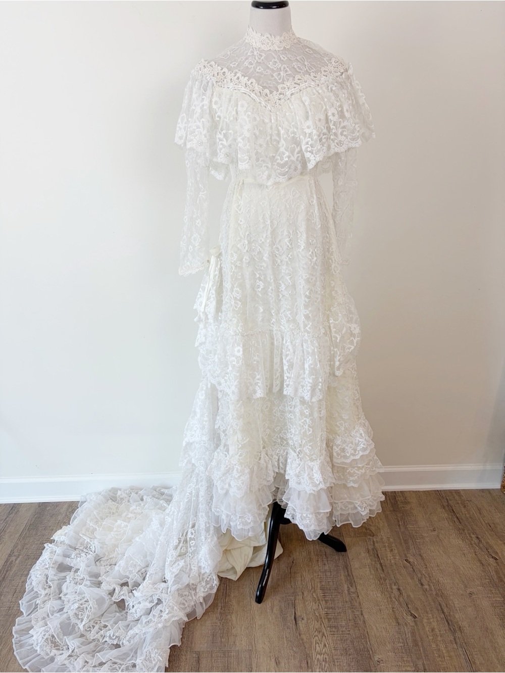 Rare Vtg 70s Bridallure Alfred Angelo Wedding Dress | Victorian | Cottagecore 2